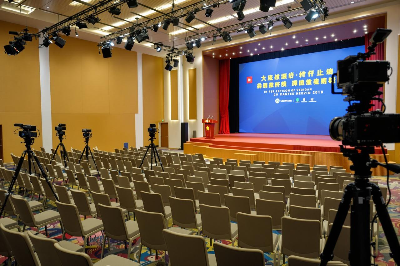 现场直击：某品牌发布会因艺人迟到两小时，媒体集体离场 - 51爆料王